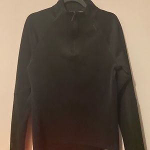 Skora Black Long Sleeve Qwick Dry Pullover. Great Condition!